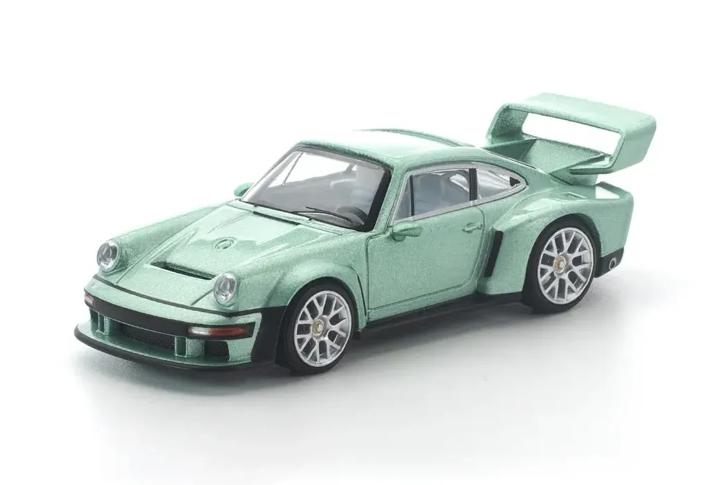 1:64 PORSCHE Singer DLS Turbo, ice green - PR640495