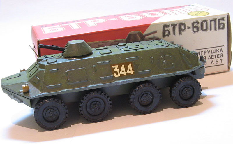 1:43 БТР-60ПБ, темно-зеленый - AR001