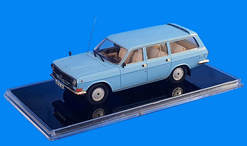 1:43 ГАЗ-24-12 «Волга» (1988), светло-голубой - ICV263B