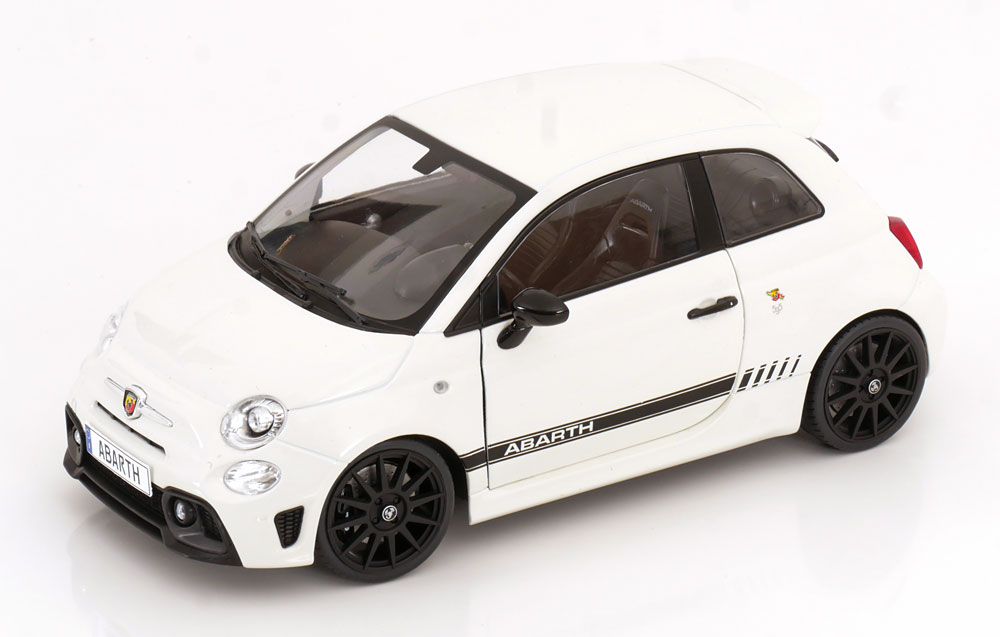 1:18 FIAT F595 Abarth (2022), white - S1811301