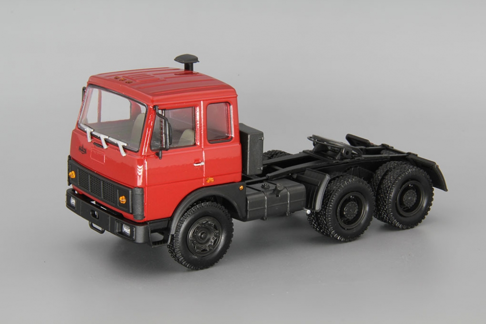 1:43 Минский 64227 седельный тягач, бордовый - H7970