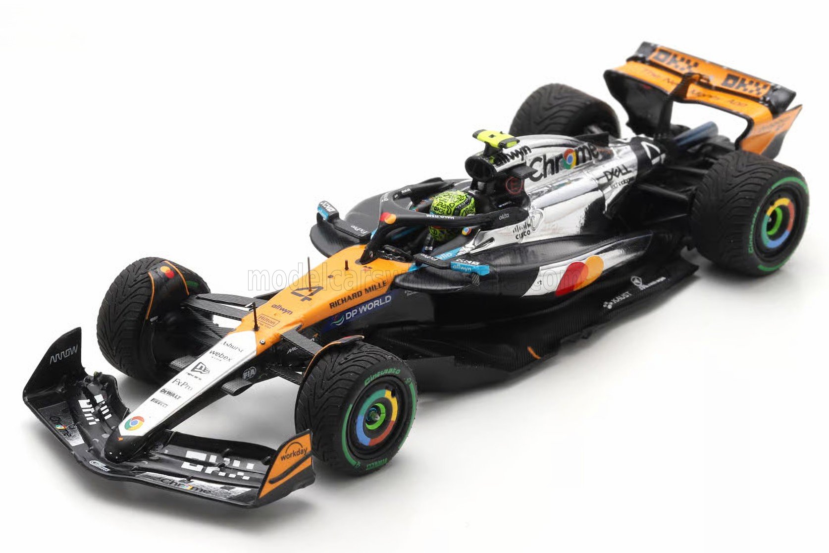 1:43 McLAREN F1 Mcl39 Team Mclaren №4 World Champion Winner Silverstone British Gp Lando Norris (2025), Orange Chrome Black - S9596