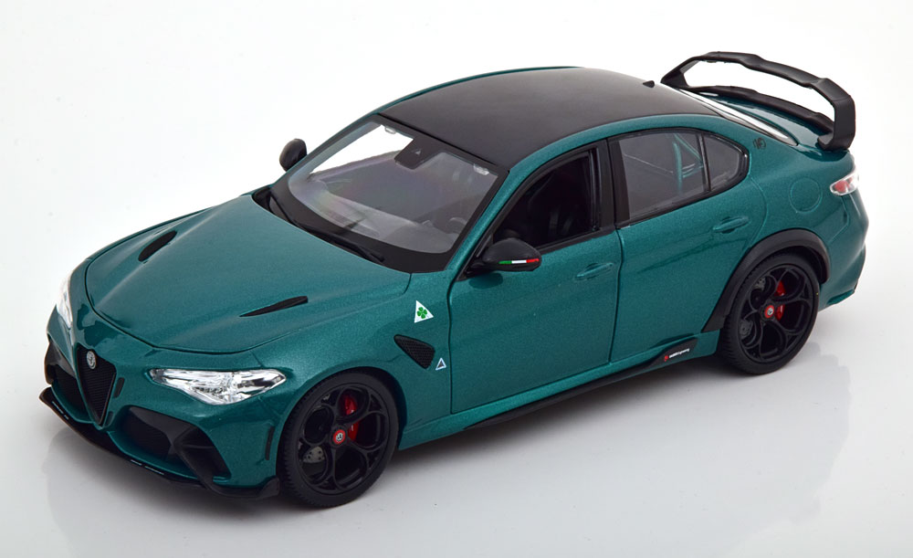 1:18 ALFA ROMEO Giulia GTAm (2020), green metallic - 11049Grün