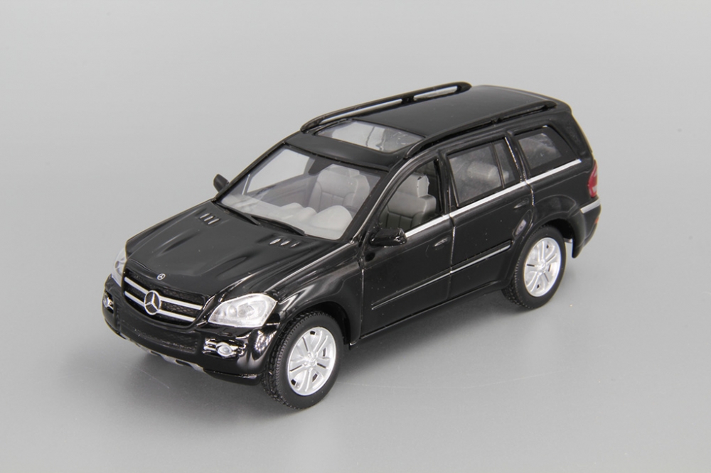 1:43 MERCEDES-BENZ GL500, Суперкары 57, black - SUP057