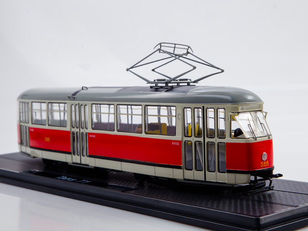 1:43 Трамвай Tatra-T1, бежевый / красный - SSM4067