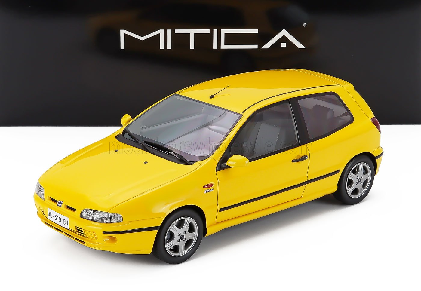 1:18 FIAT Bravo HGT 2.0 20V (1995), yellow - 103031