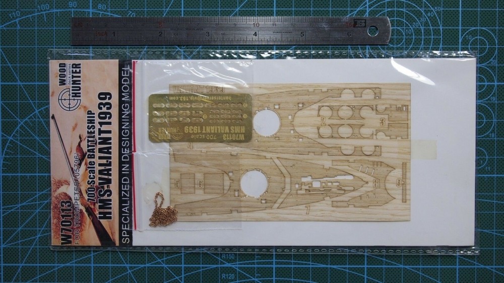 1:700 Набор деталей HMS VALIANT 1939 (TRUMPETER 05796) - W70113
