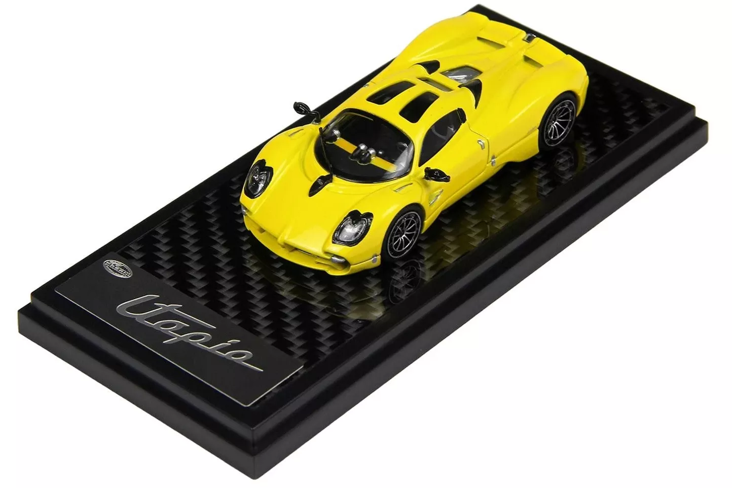 1:64 PAGANI Utopia (2022), yellow - LCD64039-YE
