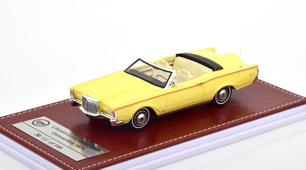 1:43 LINCOLN Continental Mark III Convertible (1971), light yellow - GIM011B