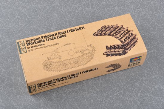 1:35 Сборная модель Гусеницы наборные для немецкого танка Pz.Kpfw. II Ausf. J (VK 16.01) (рабочие) - 02059