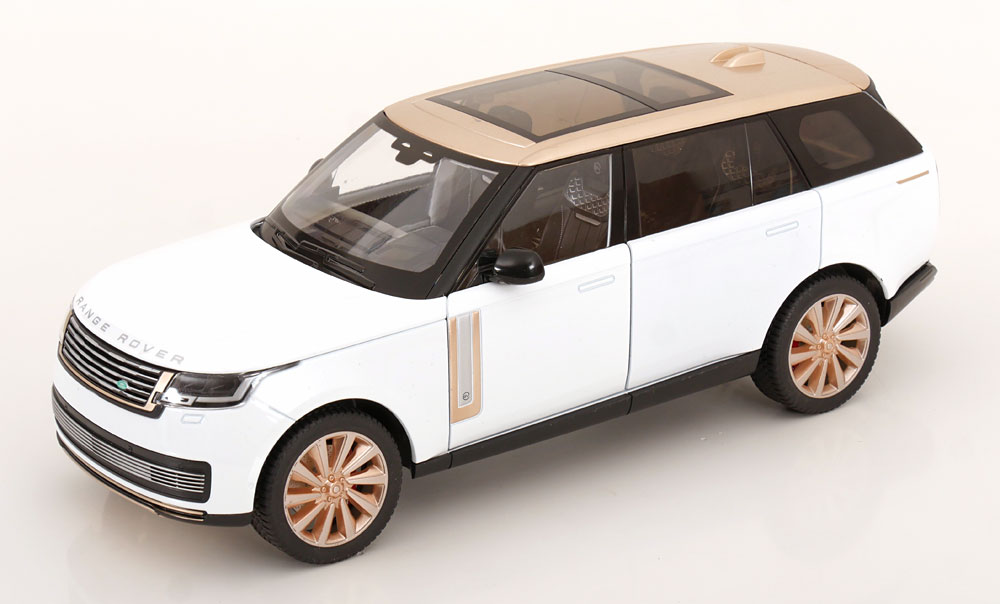 1:18 LAND ROVER Range Rover SV (2022), white copper-metallic - QXT2401182W