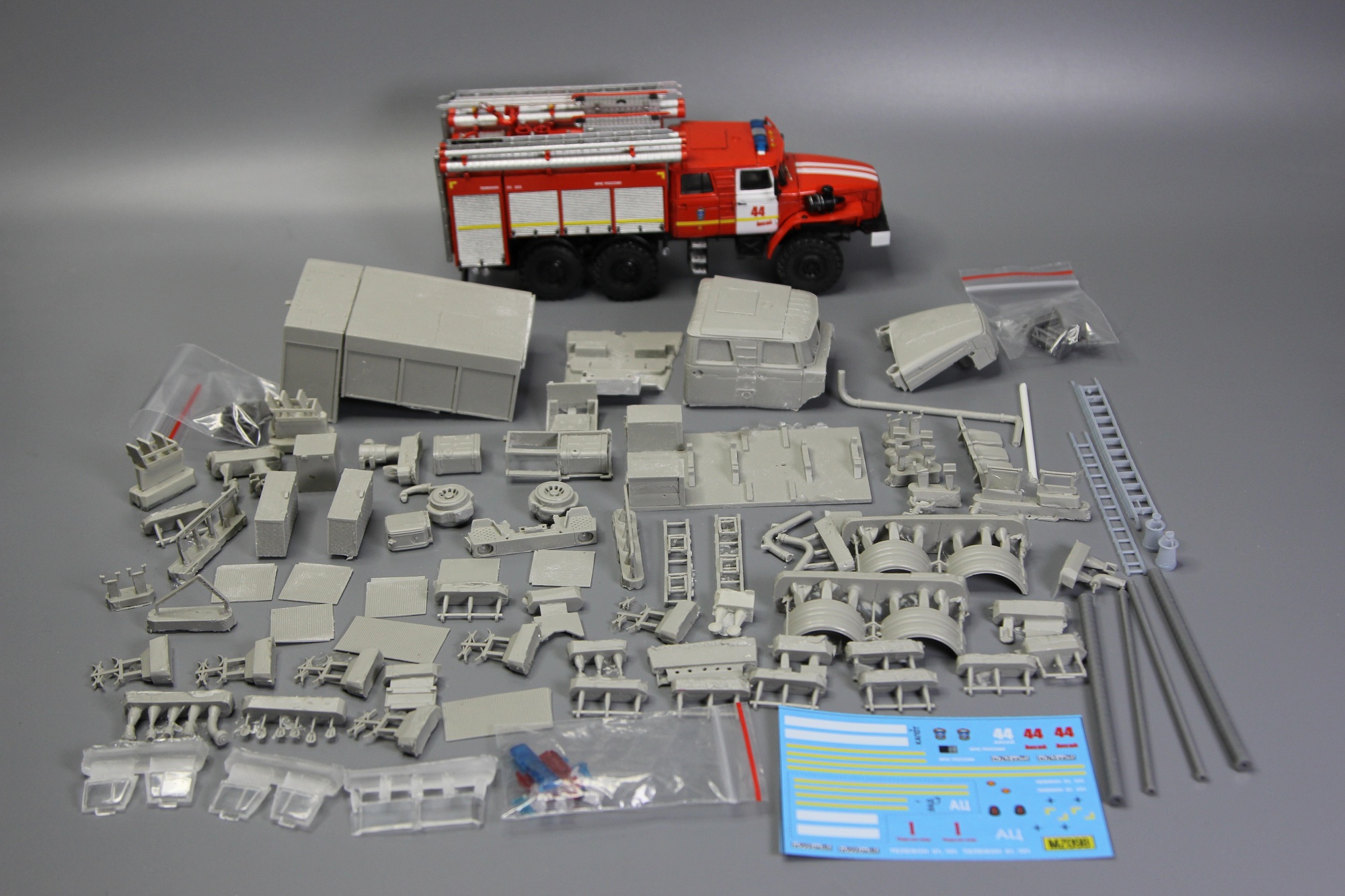 1:43 Набор для конверсии Пожарный автомобиль АЦ 6,0-70 (5557) - MZ098