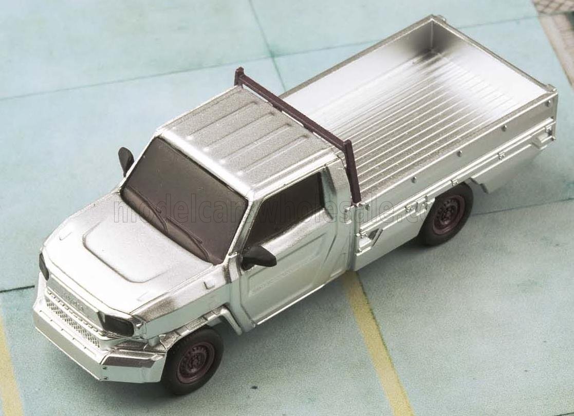 1:64 TOYOTA Hilux Pick-up Champ Tamaraw LHD (2025), silver - PB-55701
