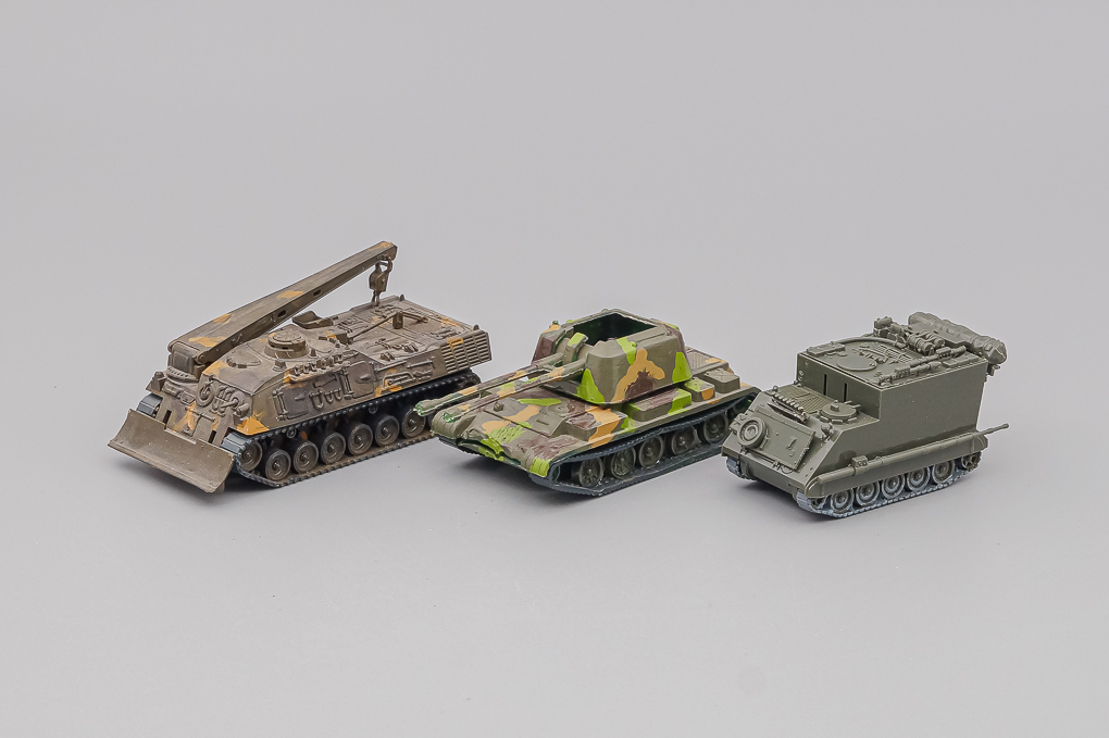 1:87 Набор бронетехники: Bergepanzer 2 / M113 / ЗСУ-57-2 - LOT01352