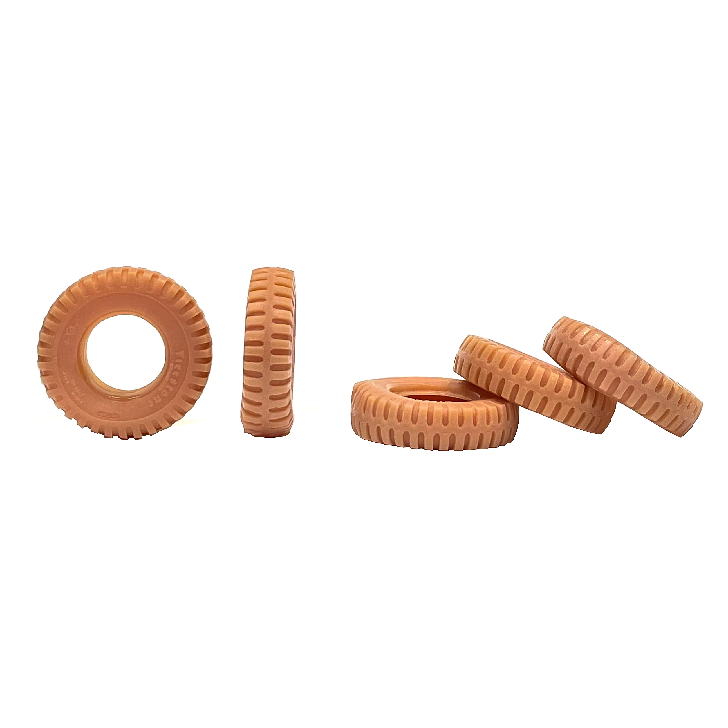 1:35 Шины для автомобиля Додж под нагрузкой (в комплекте 4 штуки + запаска без нагрузки) - DVC35011