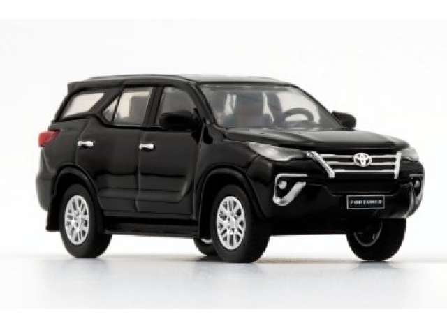 1:64 TOYOTA Fortuner, black 2018 - BM64B0426