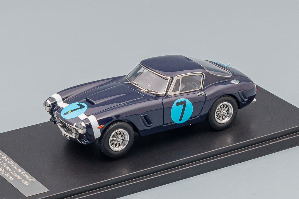 1:43 FERRARI 250GT #7 Passo Corto Moss Winner RAC Tourist Trophy 1961 - MXR40604-013