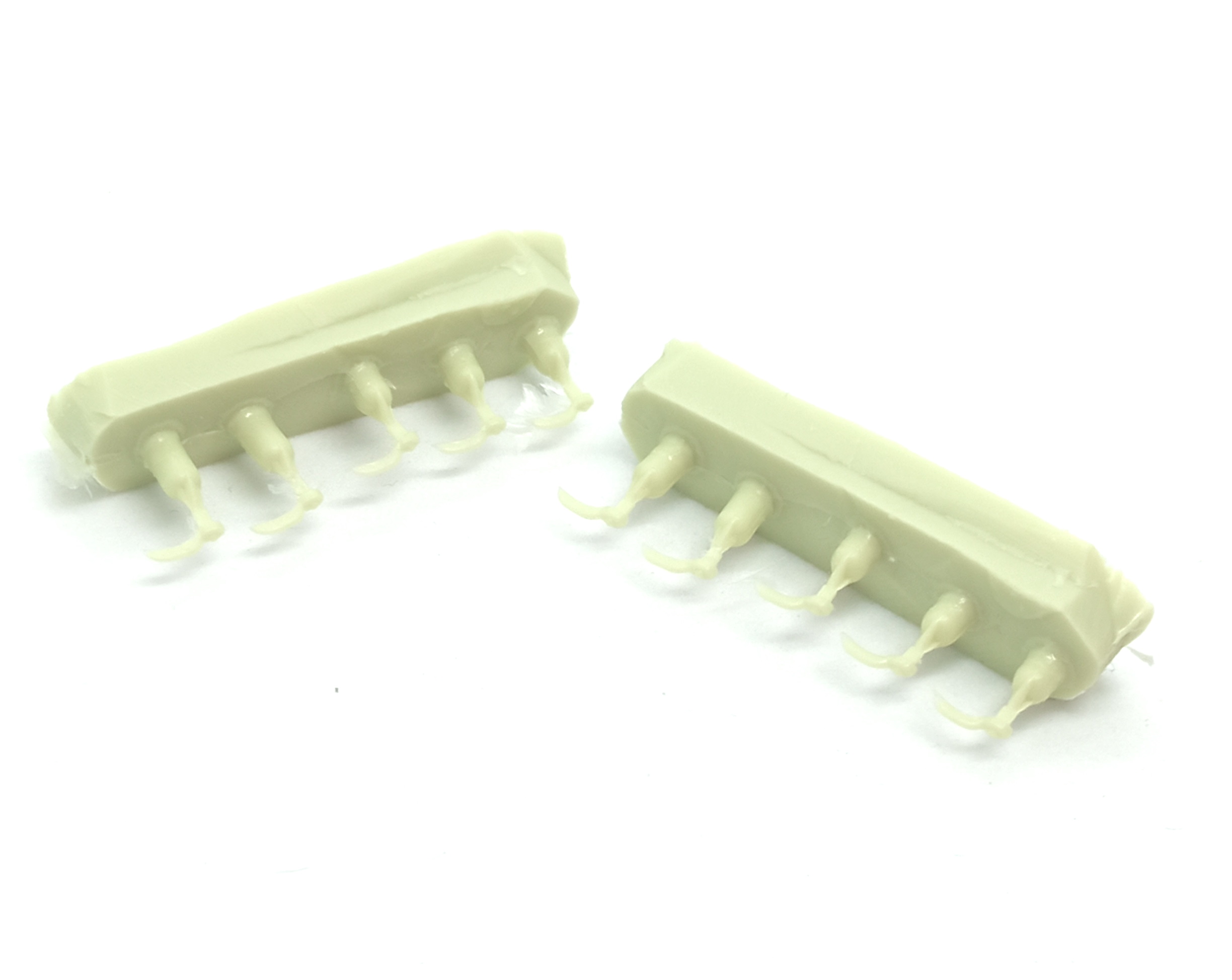 1:43 Ручки дверные ЗИL-130, комплект 10 шт. - UM179