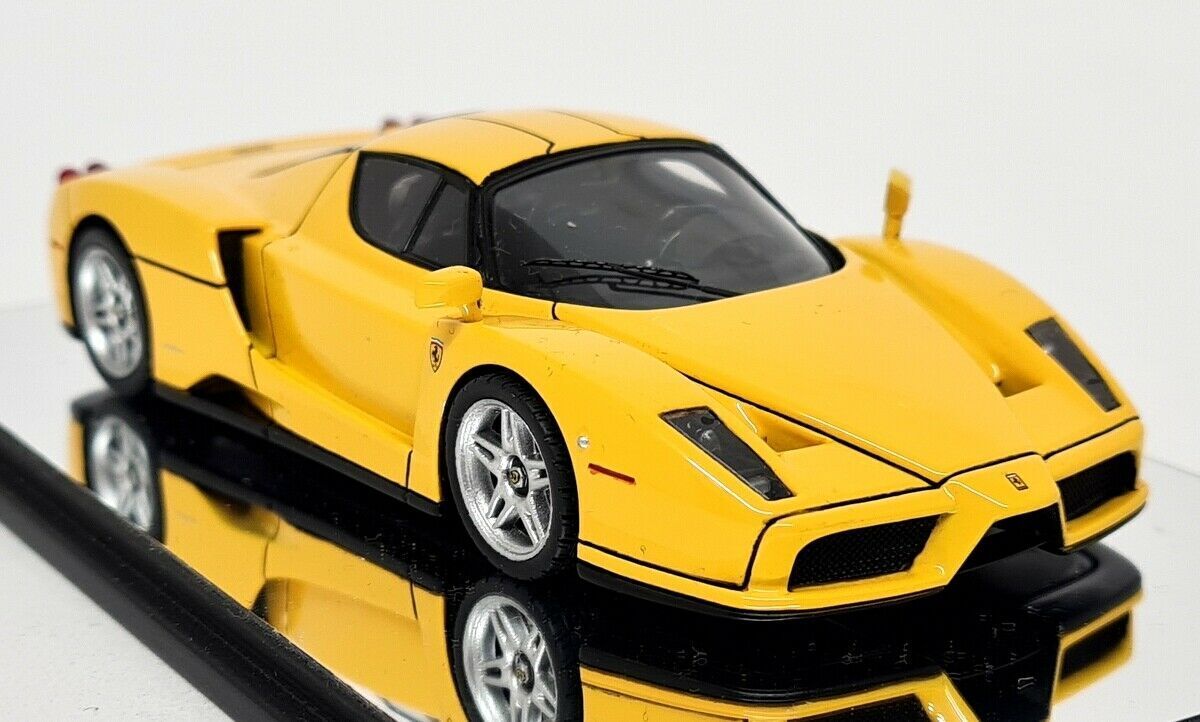 1:43 FERRARI F60 (2003), yellow - RL013