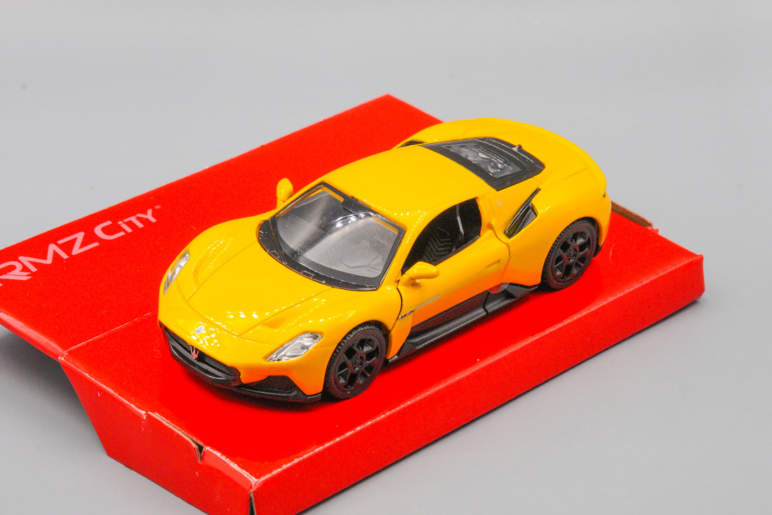 1:32 MASERATI MC20 (2020), yellow - RMZ-55498S-Y