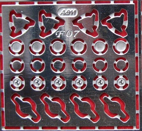 1:43 Фототравление Гайки ступиц Ferrari F07, блестящий никель - EM-186