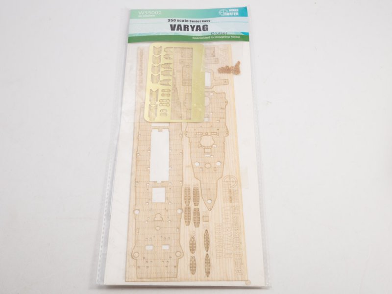 1:350 Палуба WWII Russian Navy Cruiser Varyag - W35001