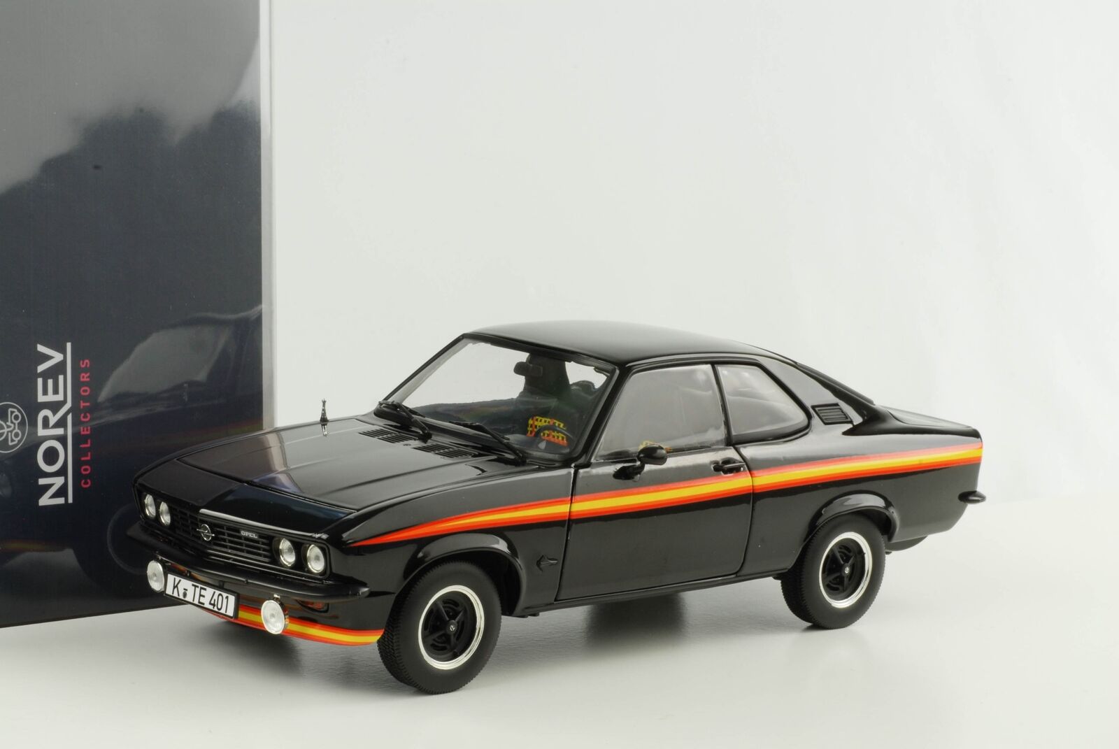 1:18 OPEL Manta GT/E 'Black Magic' 1975 Black - 183636