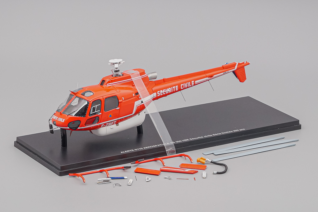1:43 (Уценка!) AEROSPATIALE As 350 Hbe Helicopter Securite Civile (1979), red - ALERTE0110-Z1