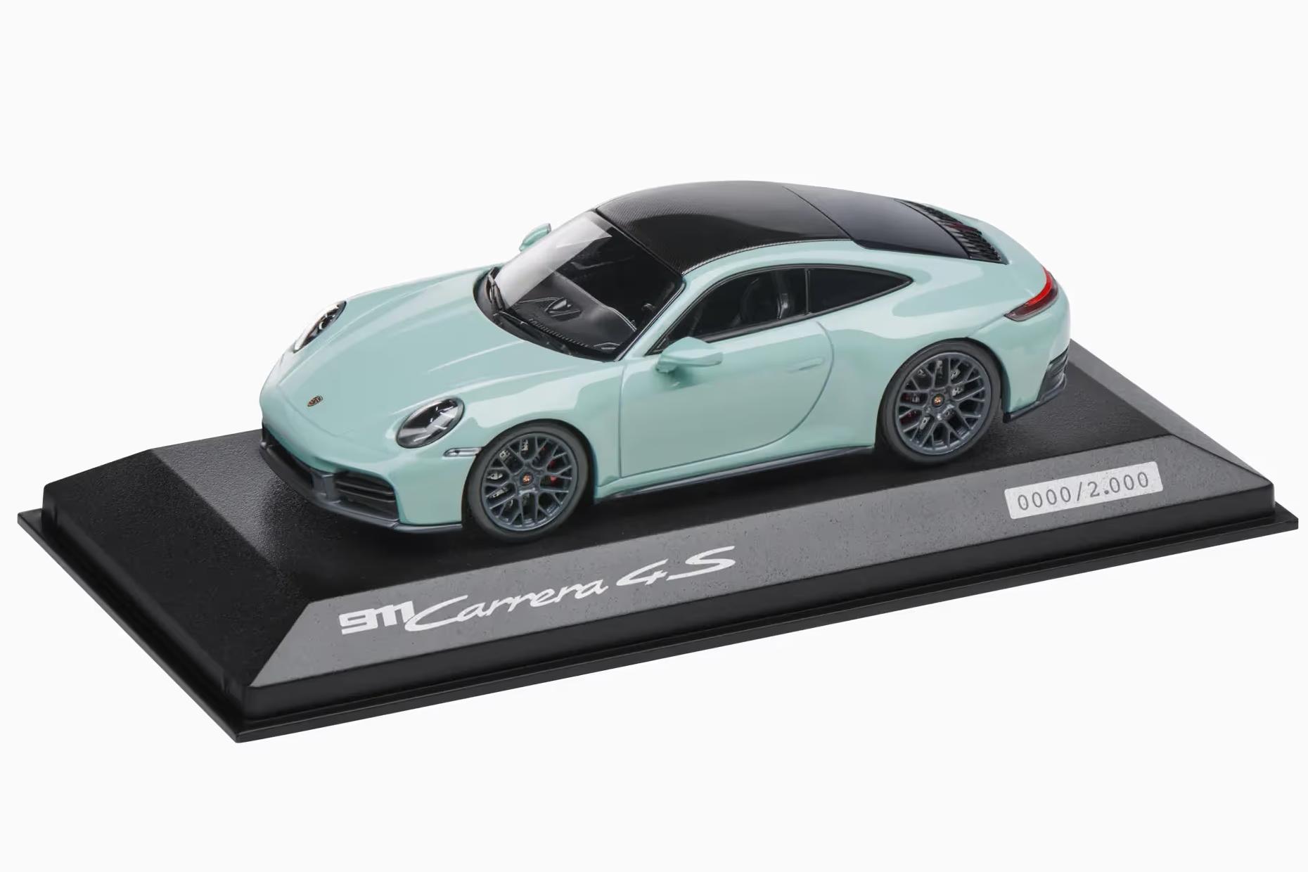 1:43 PORSCHE 911 Carrera 4S Coupé (992.2) COUPE (2024), Shadegreen metallic - WAP0200230SCPE