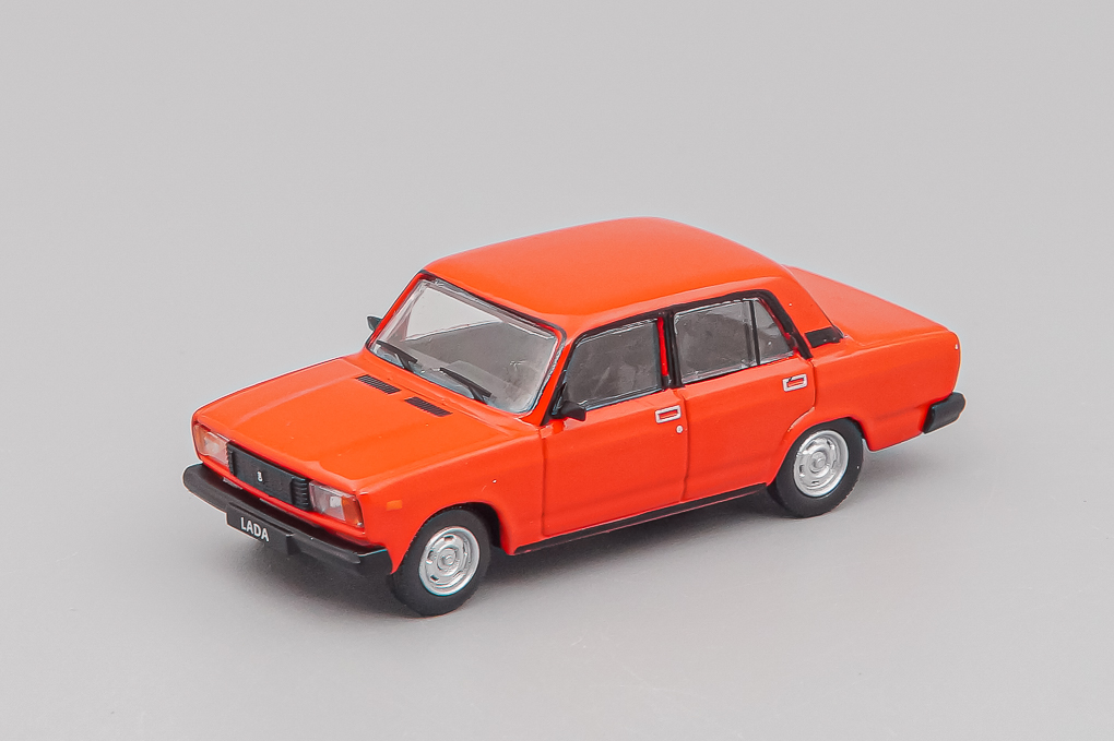 1:64 Волжский 2105, красный - PK0298