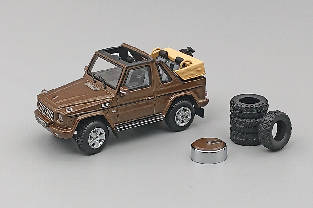 1:64 MERCEDES-BENZ G500 Cabrio (W463), brown - KS-070-389