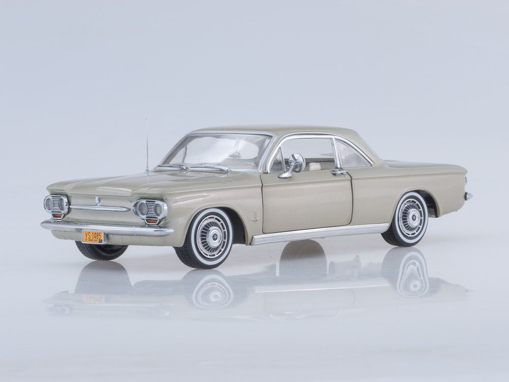 1:18 CHEVROLET Corvair Coupe (1963), autumn gold - 1485