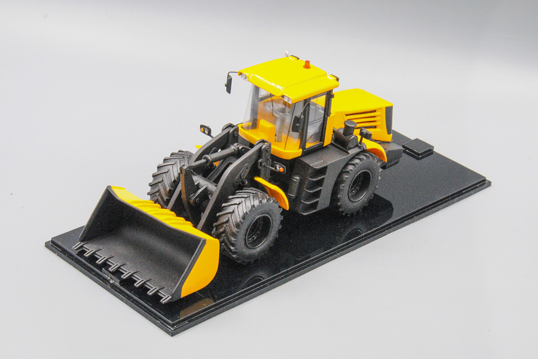 1:43 Трактор К-708 ПК-7 - prsv003