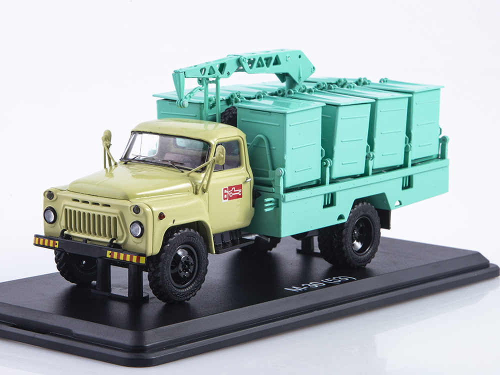 1:43 Контейнерный мусоровоз М-30 (53), бежевый / салатовый - SSM1492