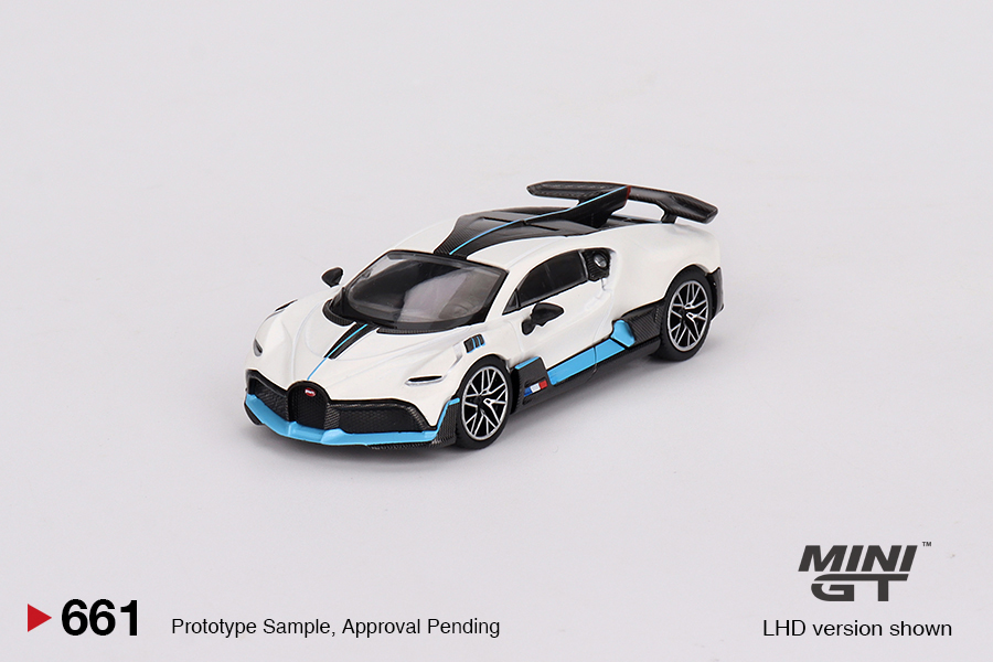 1:64 BUGATTI Divo, white - MGT00661