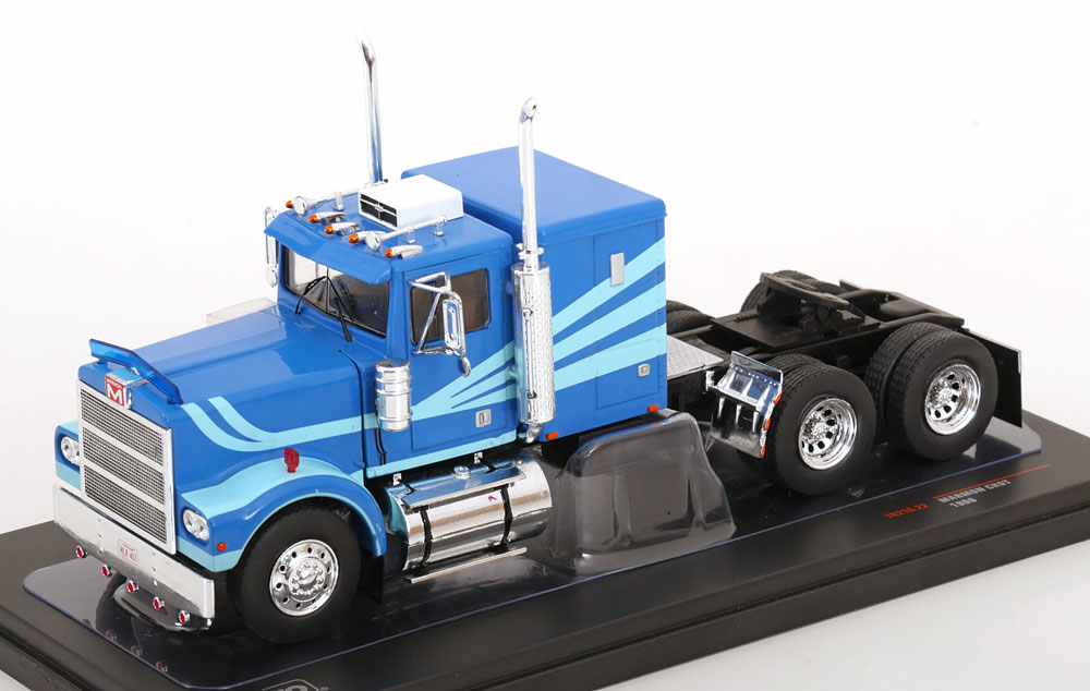 1:43 (Уценка!) MARMON CHDT Tractor Truck 3-assi (1980), blue - TR216-Z1