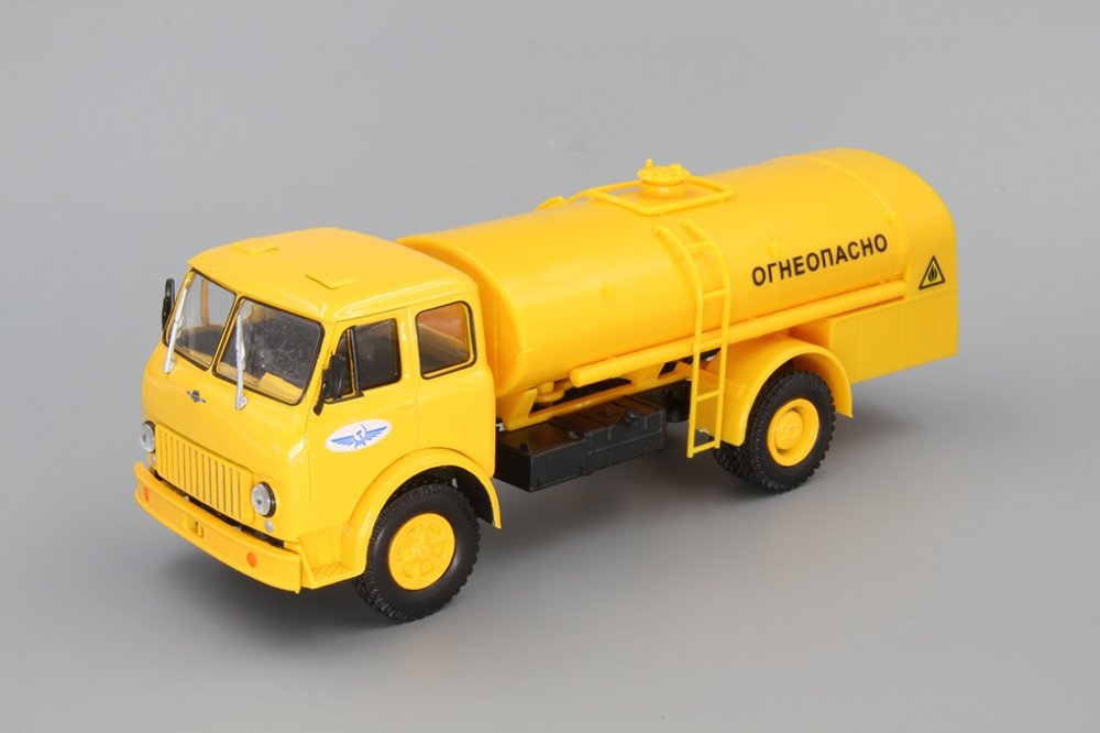 1:43 Минский Топливозаправщик ТЗ-500 Аэрофлот 'Огнеопасно', желтый - H963