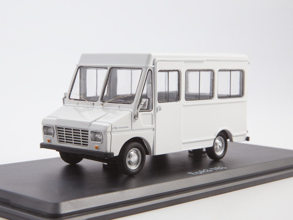 1:43 ЕРАЗ-763, серый - LST023