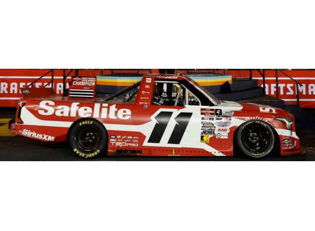 1:64 Toyota Tundra #11 Corey Heim *Safelite*, white/red 2025 - W112565SFLCIH
