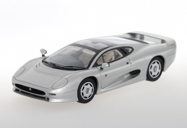 1:43 JAGUAR XJ220, Spa Silver - CDJG-1005A