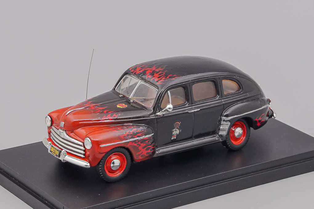 1:43 FORD Fordor (1947) , черный - LD190