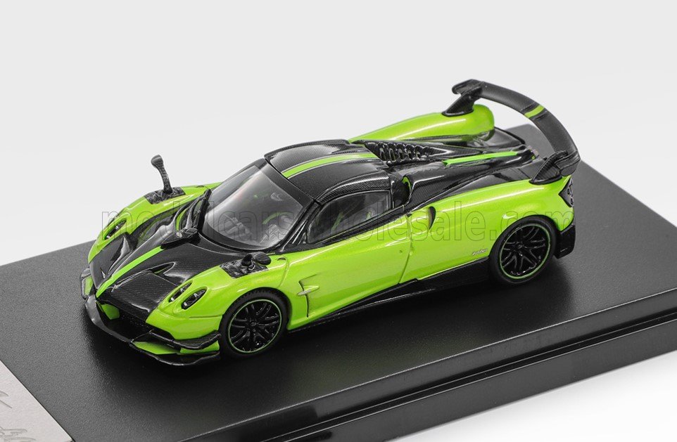 1:64 PAGANI Huayra BC Roadster (2017), green - LCD64011-GR
