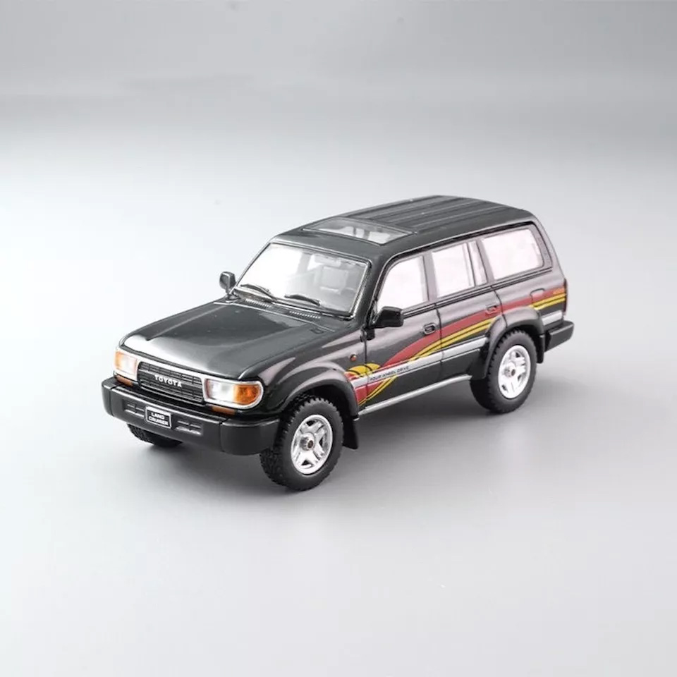 1:64 TOYOTA Land Cruiser LC80 (1994), black - TYT1007