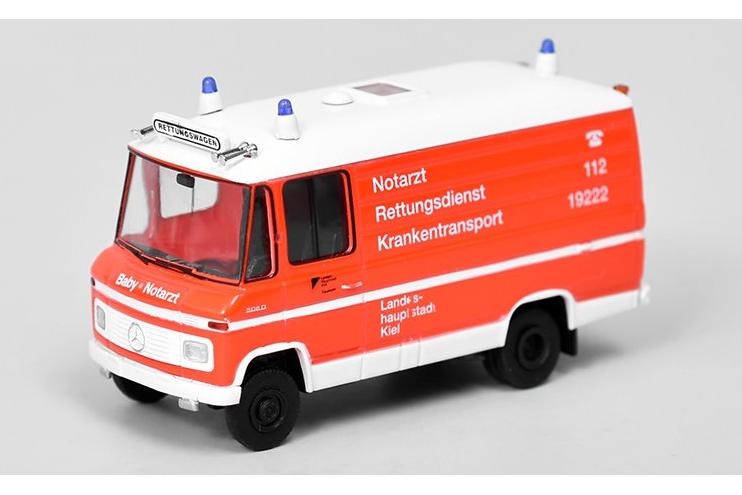 1:87 MERCEDES-BENZ L 508 RTW Kiel Feuerwehr - 36936