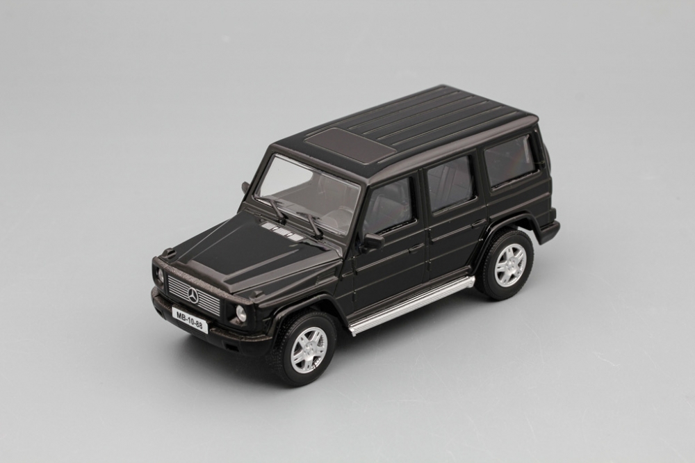 1:43 MERCEDES-BENZ G-Class G500, black - 4-53360