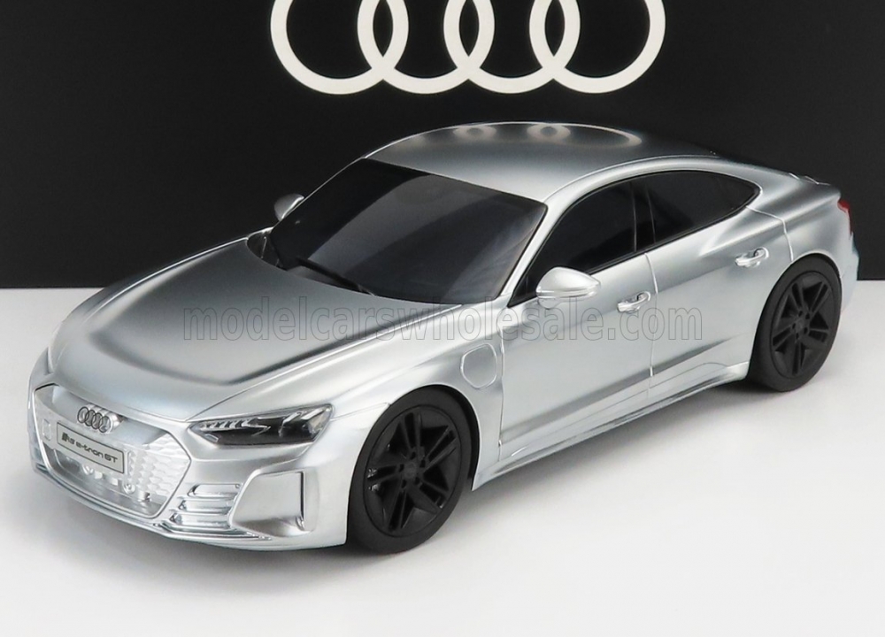 1:18 AUDI Gt Rs E-tron (2021), Matt Chrome - 5012120052