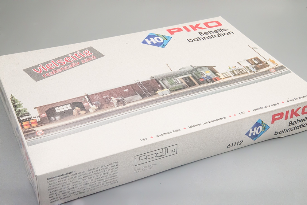 1:87 Classic Line Suburban Station, Building Kit (HO-Scale) - 61112