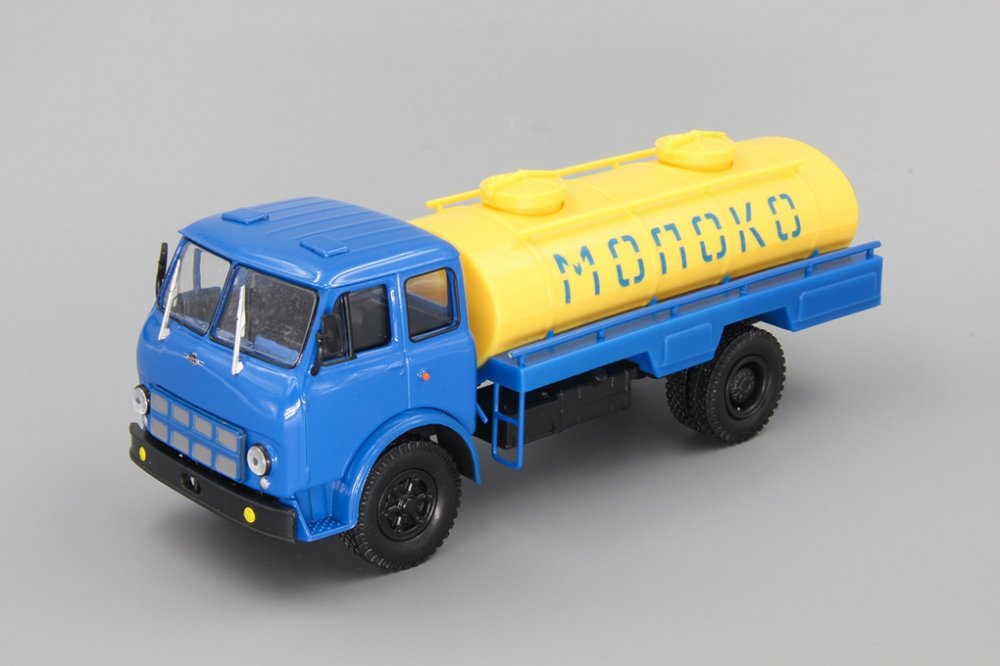 1:43 Минский АСРТ-6.2 Молоко, синий / желтый - H973