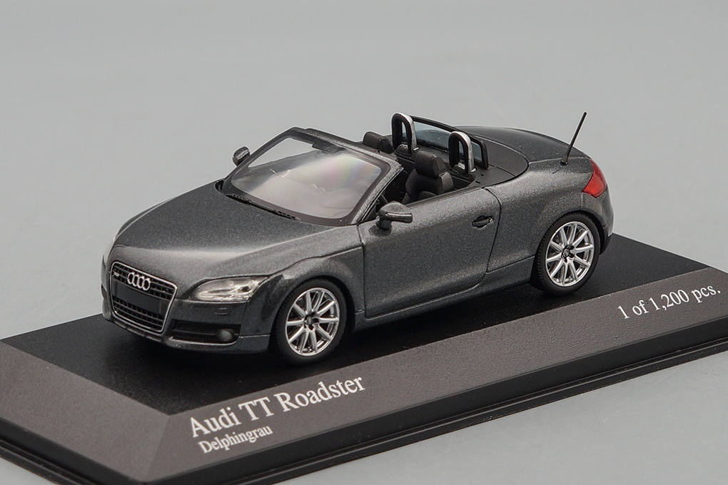 1:43 AUDI TT Roadster (2006), grey metallic - 400015030
