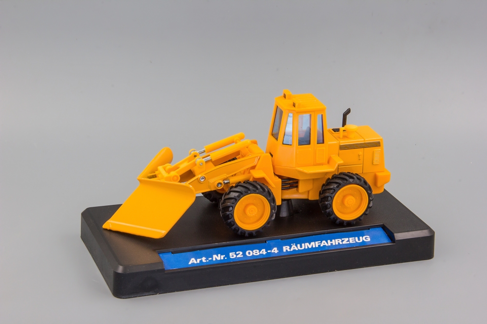 Погрузчик с отвалом - 52084